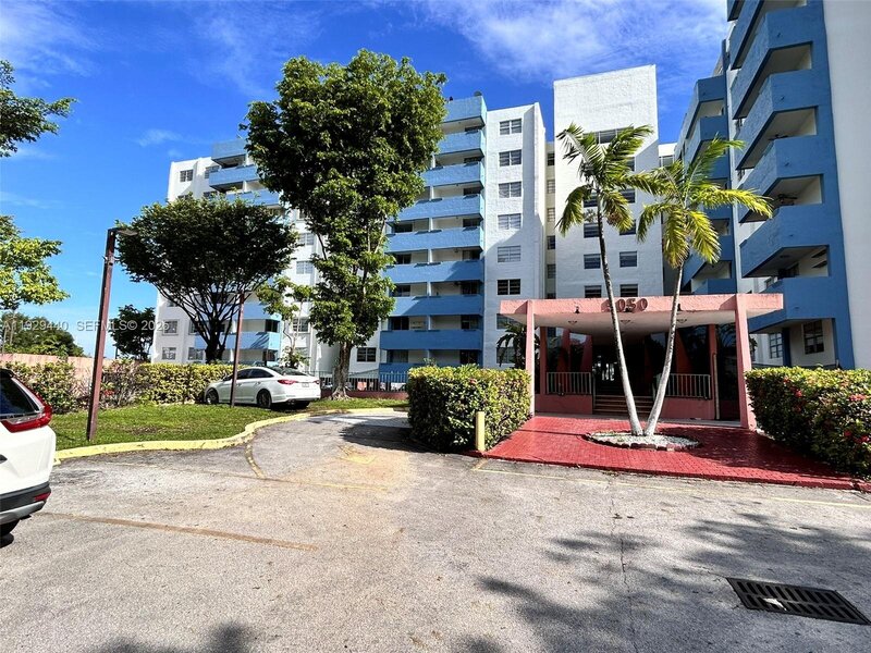 Condo image
