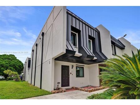 Condo image