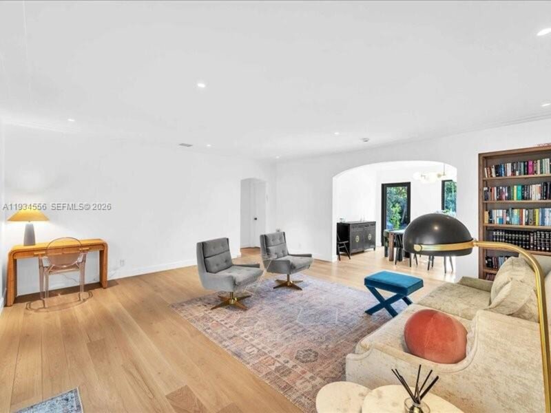 Listing image