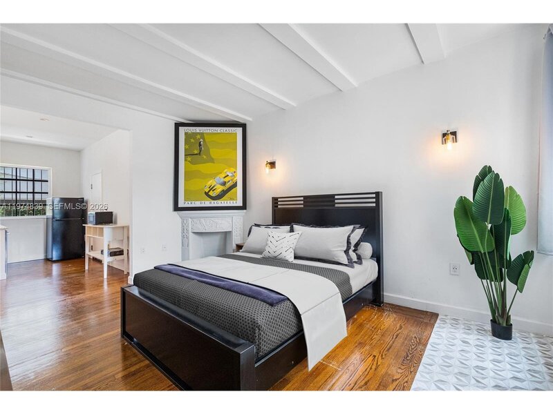 Condo image