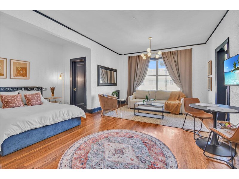 Condo image